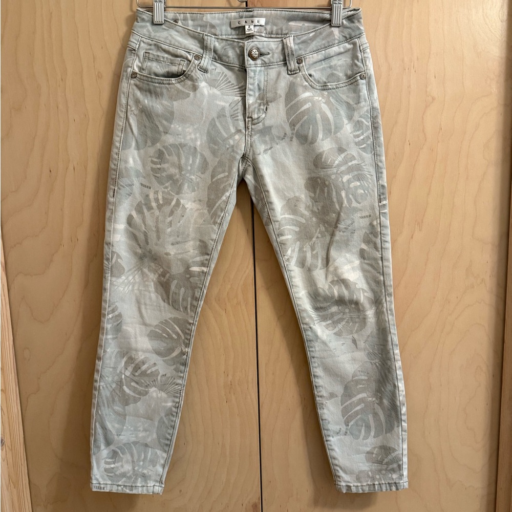 Cabi Light Blue Paradise Palm Print Cropped Skinny Pants Size 2